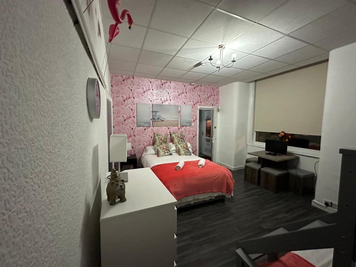 بلاكبول Green Paradise Apartments المظهر الخارجي الصورة