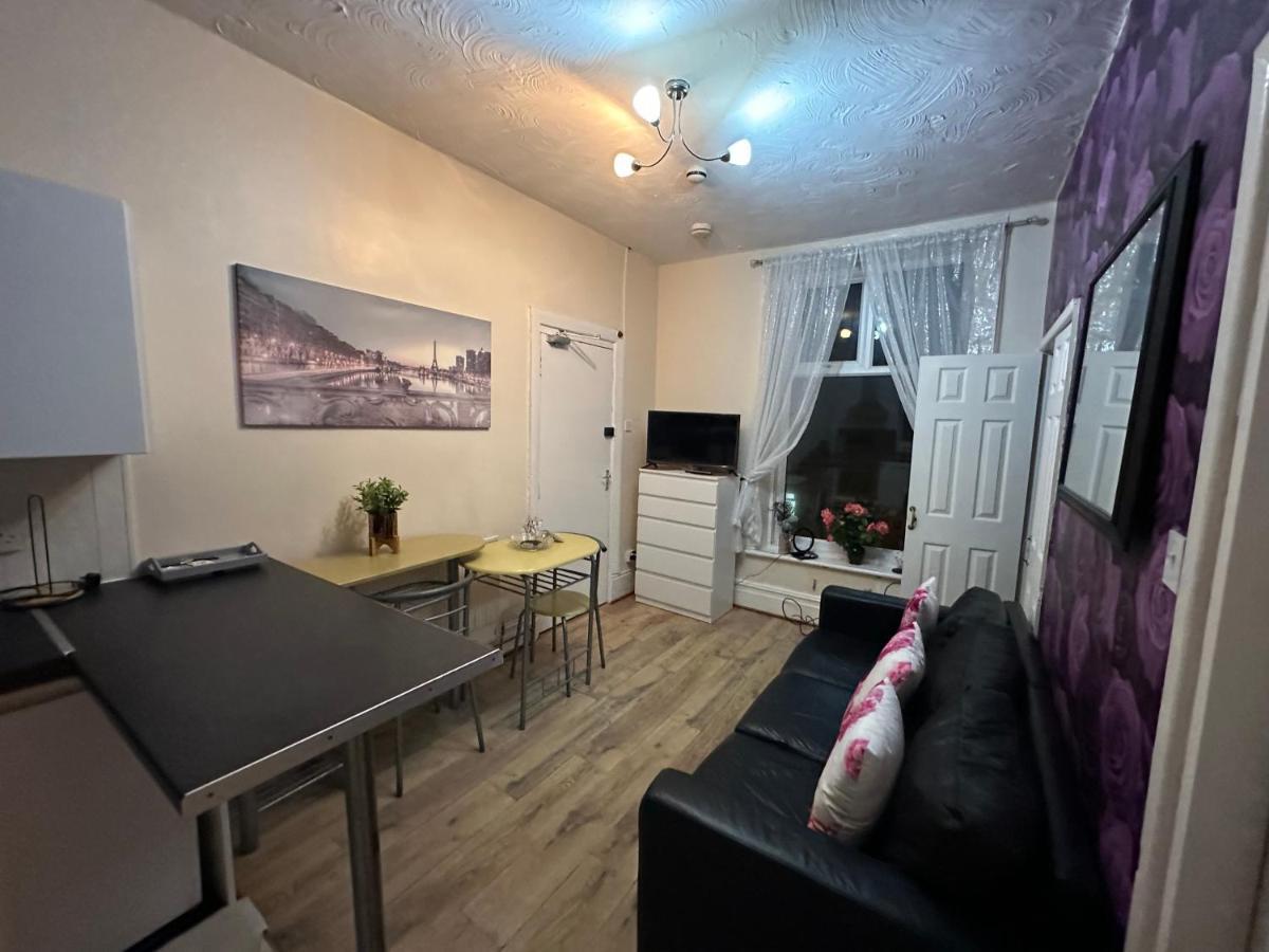 بلاكبول Green Paradise Apartments المظهر الخارجي الصورة